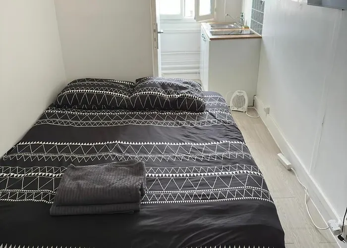Cozy Nearby Champs Elysees 4 Apartment *